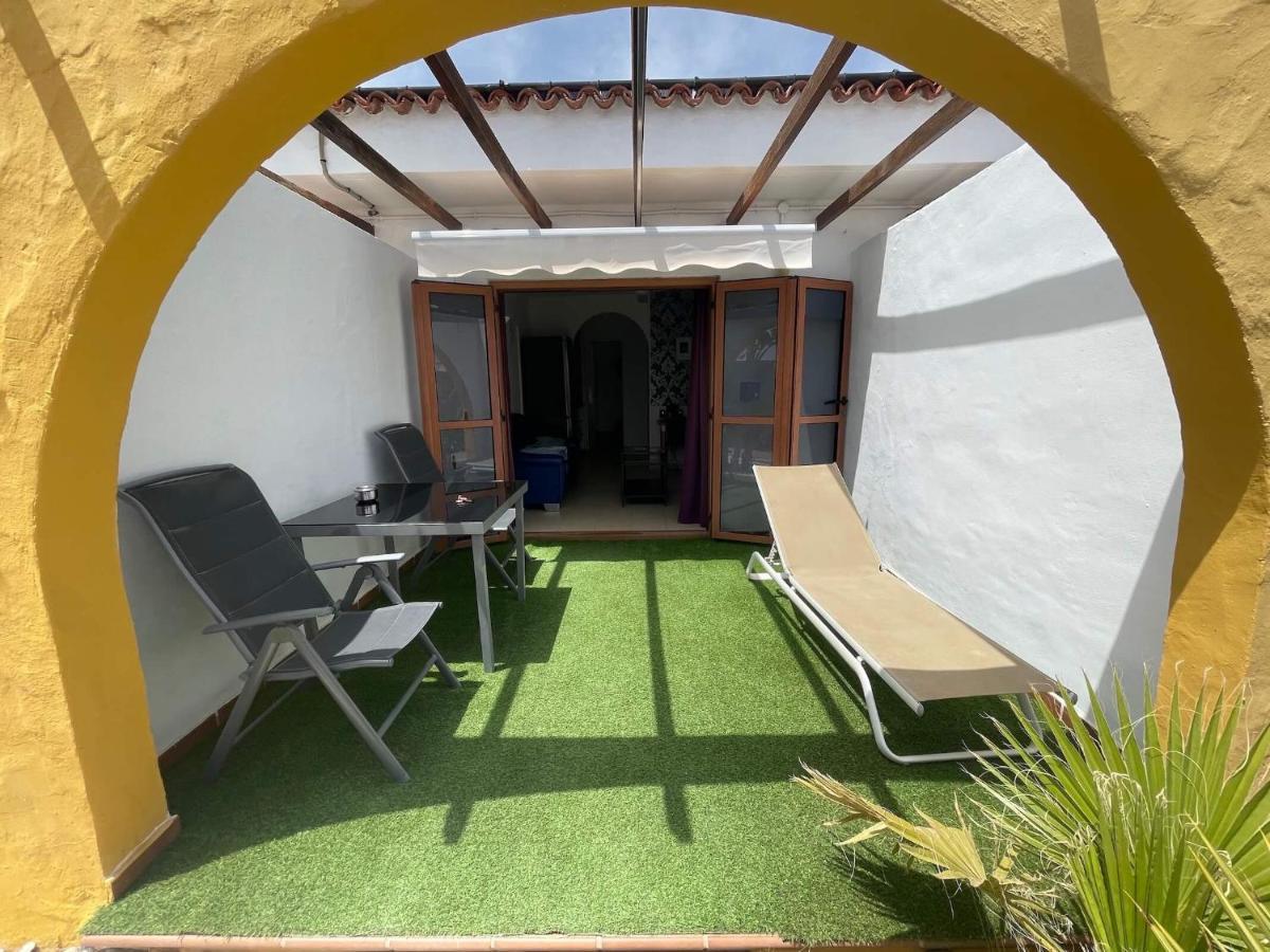 Rainbow Golf Bungalows, Gay Men-only Ferienpark 3*